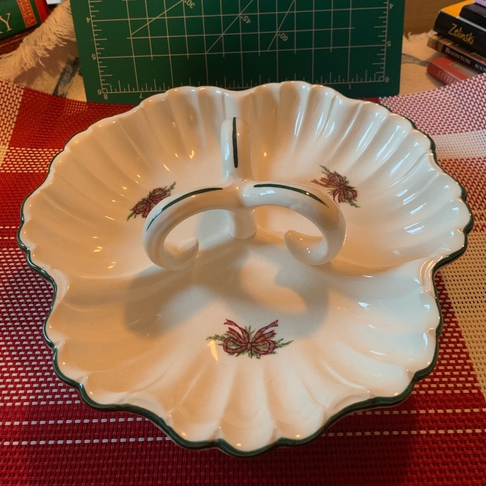 🏷️ 3 for $10 
3 section serving dish